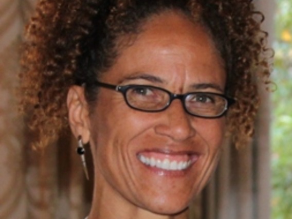 Women on the Move honors 17 Tucsonans