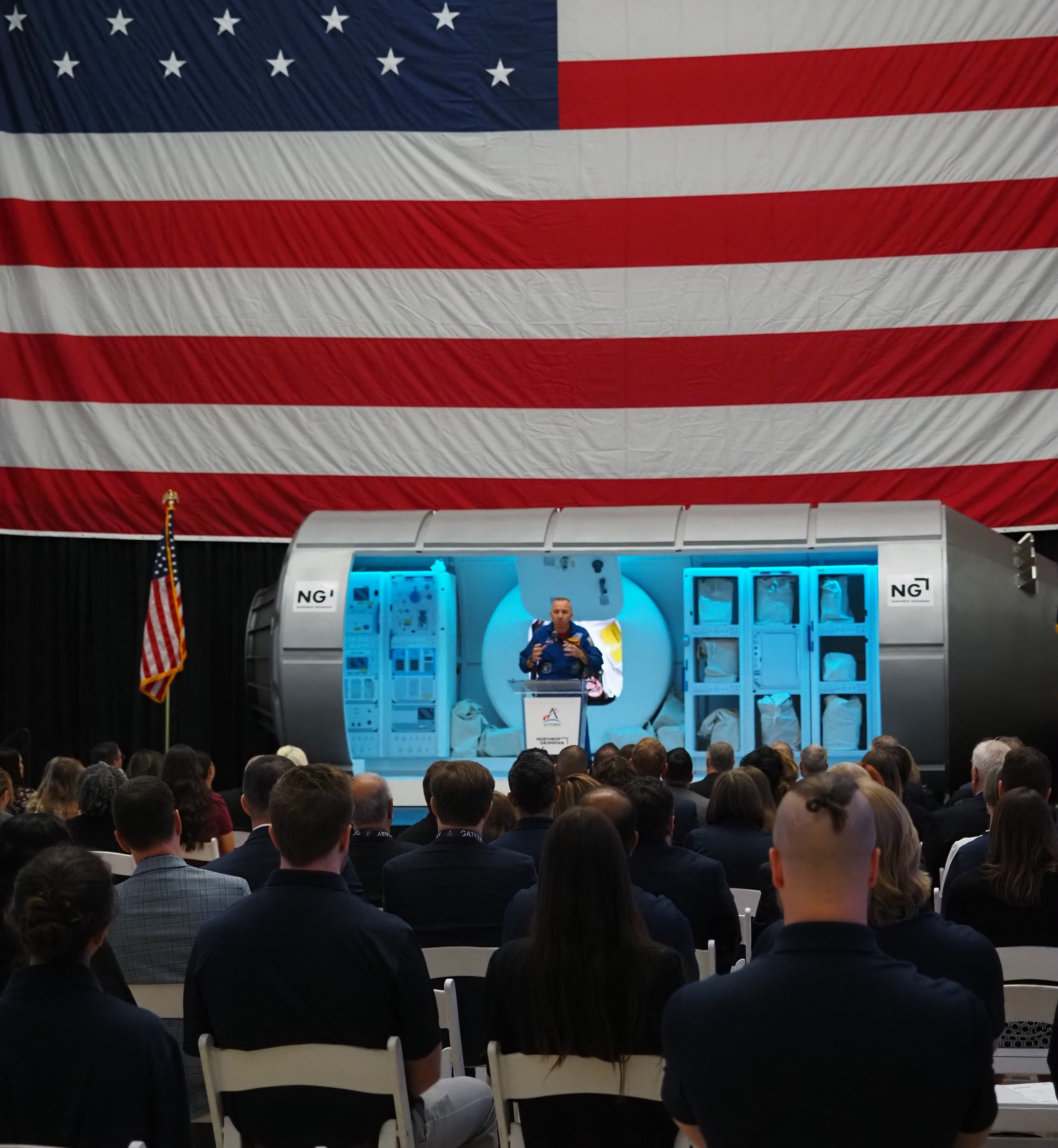 Astronaut Randy Bresnik at HALO event, Photo Credit: Penny Duran