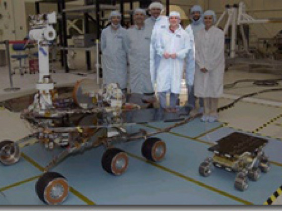 UA Intern in Driver's Seat of Mars Exploration Rover (MER)