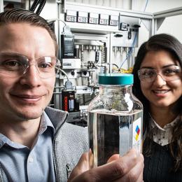 Nabila Huq and Derek Vardon in research lab